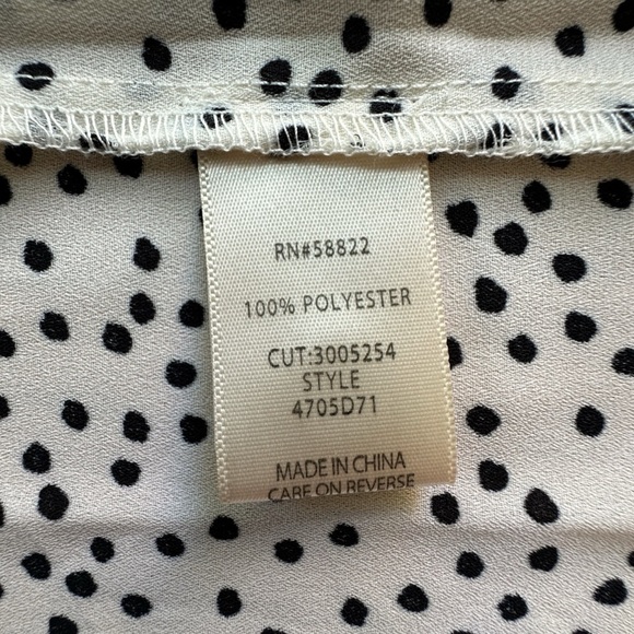 MAX STUDIO | NWOT BLACK & OFF WHITE POLKA DOT PLEATED SLEEVELESS TOP | SMALL - Picture 6 of 7